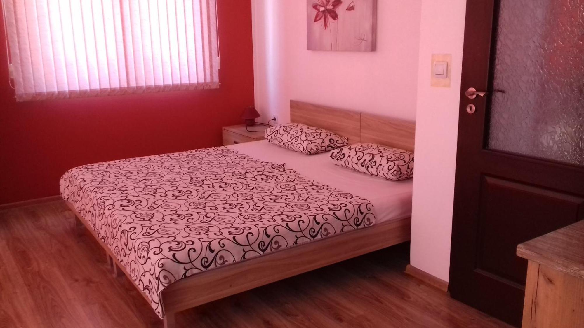 Guest House Nedelchevi Primorsko Bagian luar foto