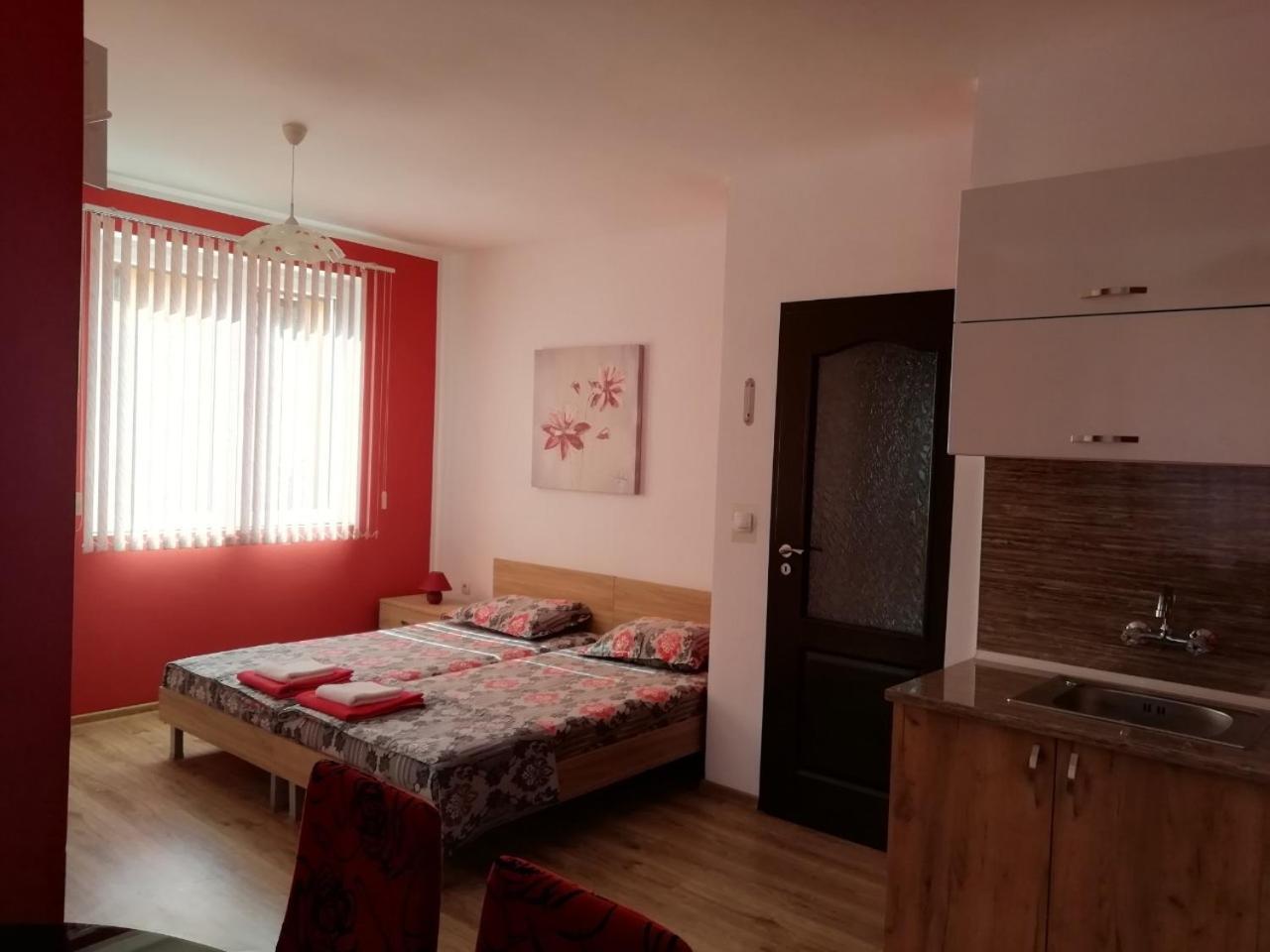 Guest House Nedelchevi Primorsko Bagian luar foto