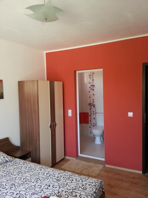 Guest House Nedelchevi Primorsko Ruang foto