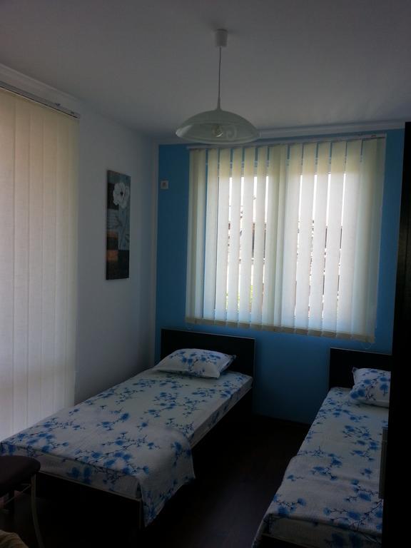 Guest House Nedelchevi Primorsko Bagian luar foto