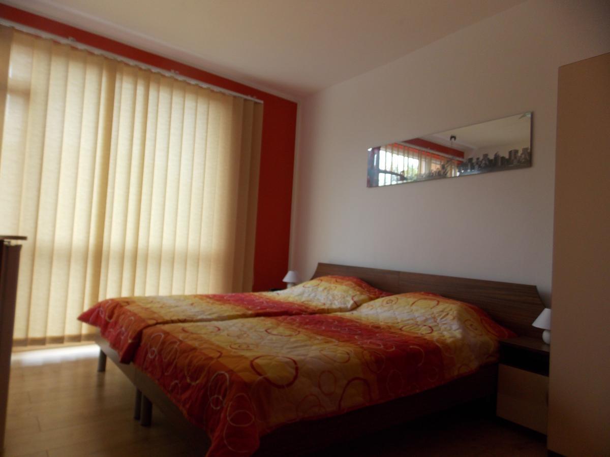 Guest House Nedelchevi Primorsko Bagian luar foto